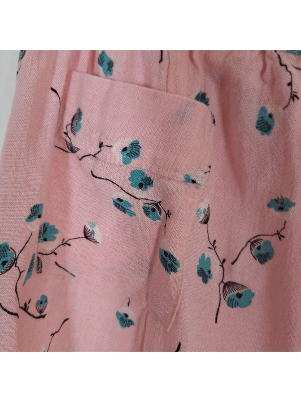 Pink Floral Ruffle Apron Cottage Core - Picture 5 of 7